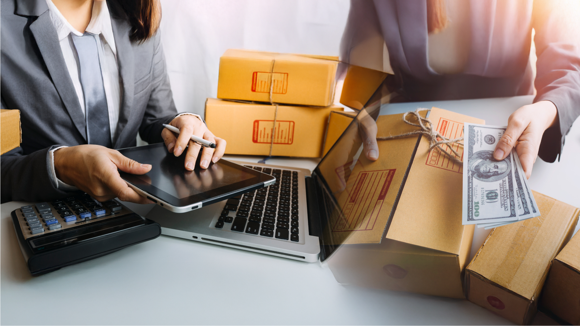 Ilustrasi aktivitas pembayaran dan pengiriman barang dalam transaksi impor, menampilkan penggunaan perangkat digital dan paket logistik sebagai representasi transaksi internasional.