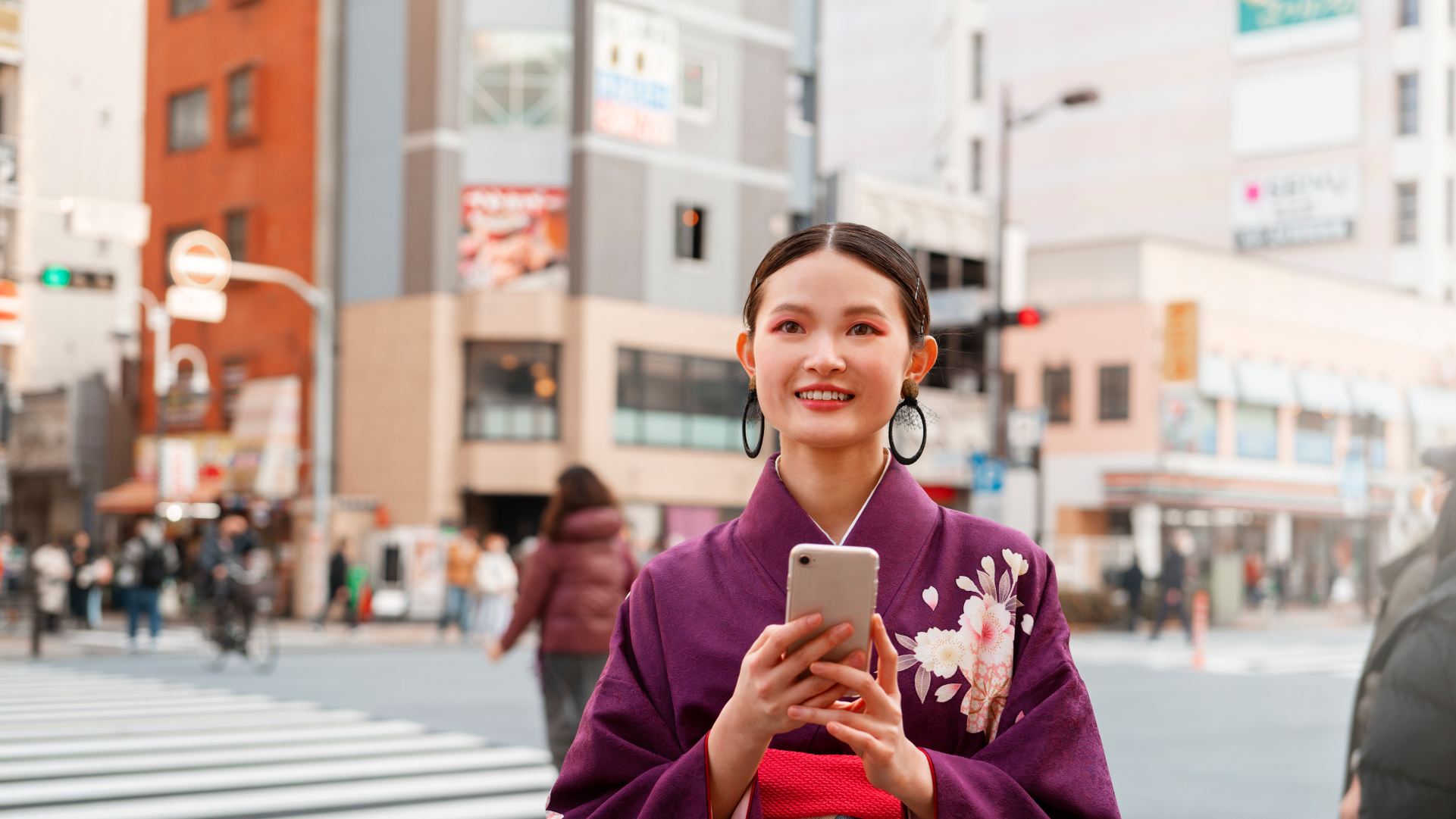 Perempuan mengenakan kimono di Jepang sebagai ilustrasi Jepang sebagai salah satu negara pemasok impor terbesar Indonesia