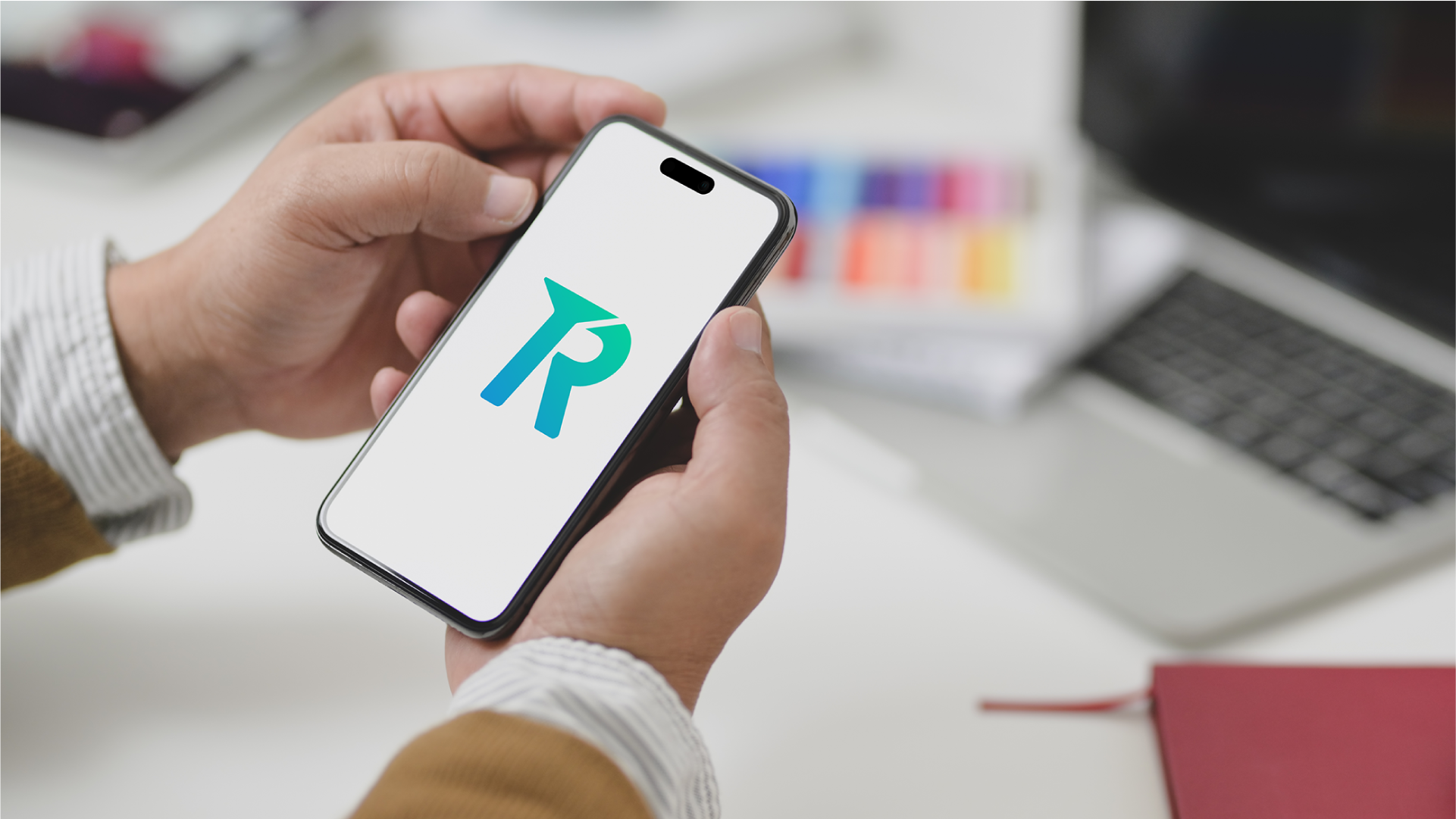Aplikasi Topremit di HP untuk kirim uang ke rekening bisnis di China