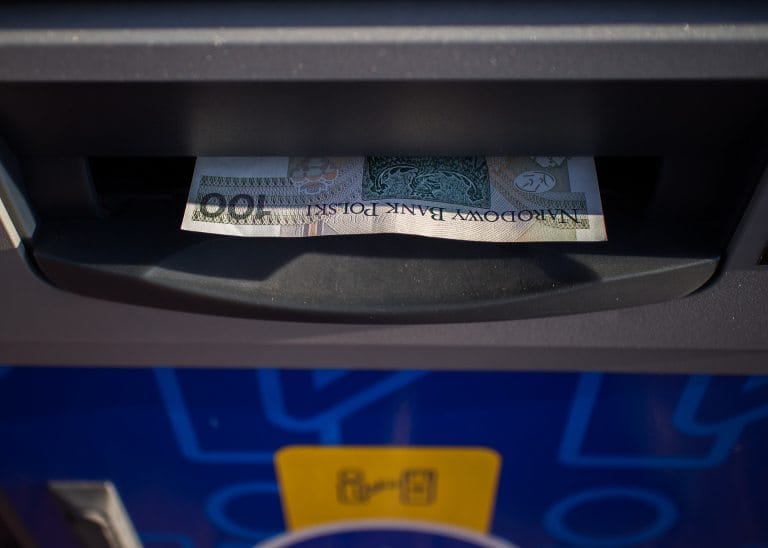 Cara Tarik Tunai Tanpa Kartu ATM