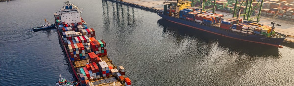 Ingin Jadi Eksportir atau Importir? Kenali Terlebih Dahulu Tentang Freight Forwarding