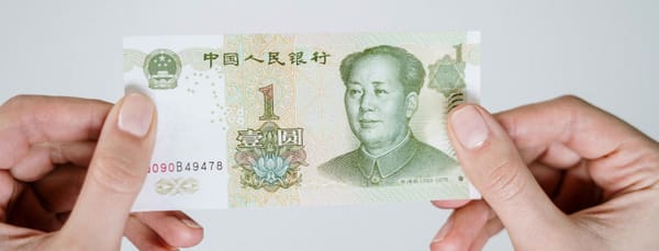 Selembar CNY untuk kebutuhan transfer uang ke China