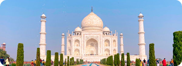 Taj Mahal sebagai ilustrasi tujuan kirim uang ke India dari Indonesia